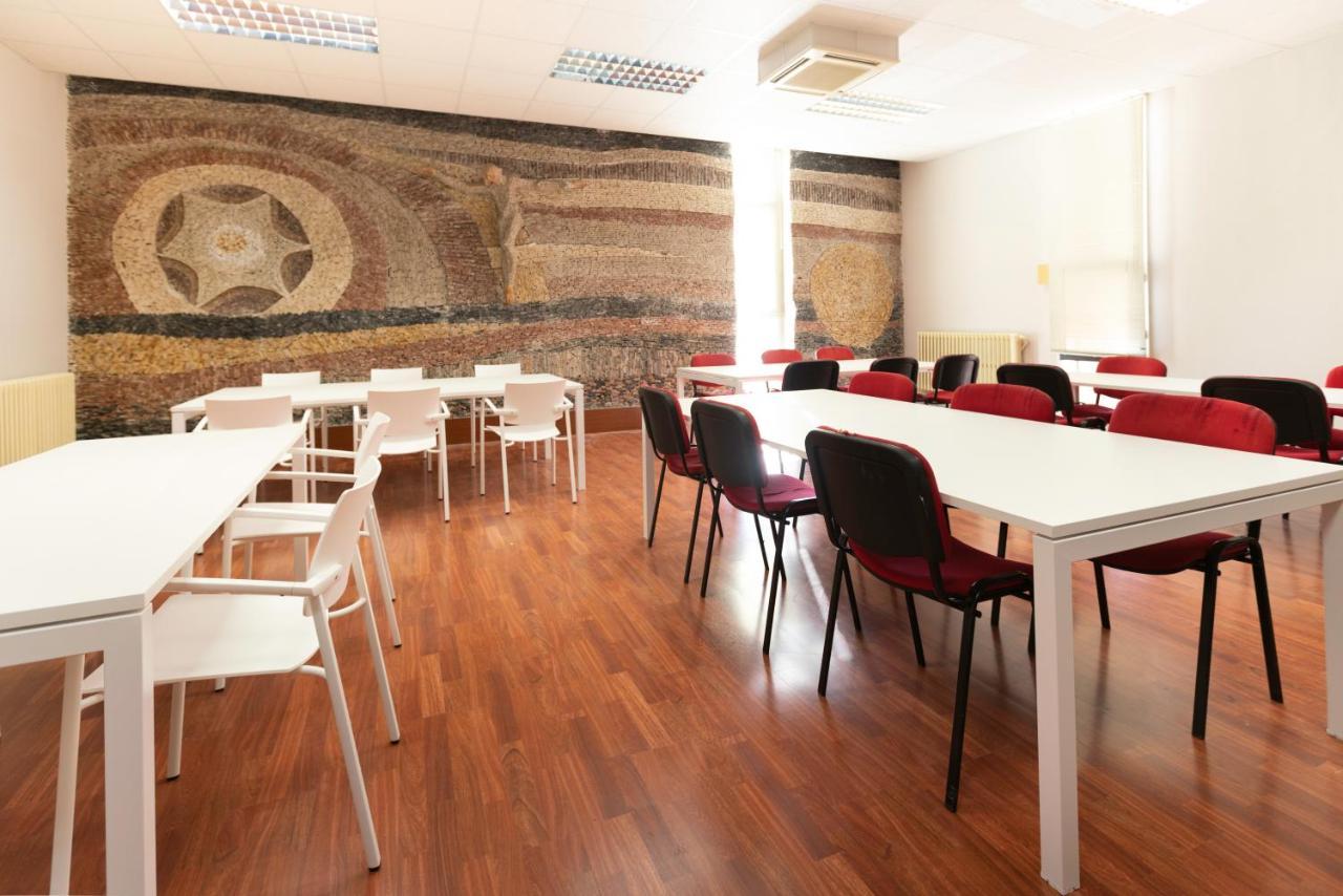 Ostello Residenza Zamora Esterno foto