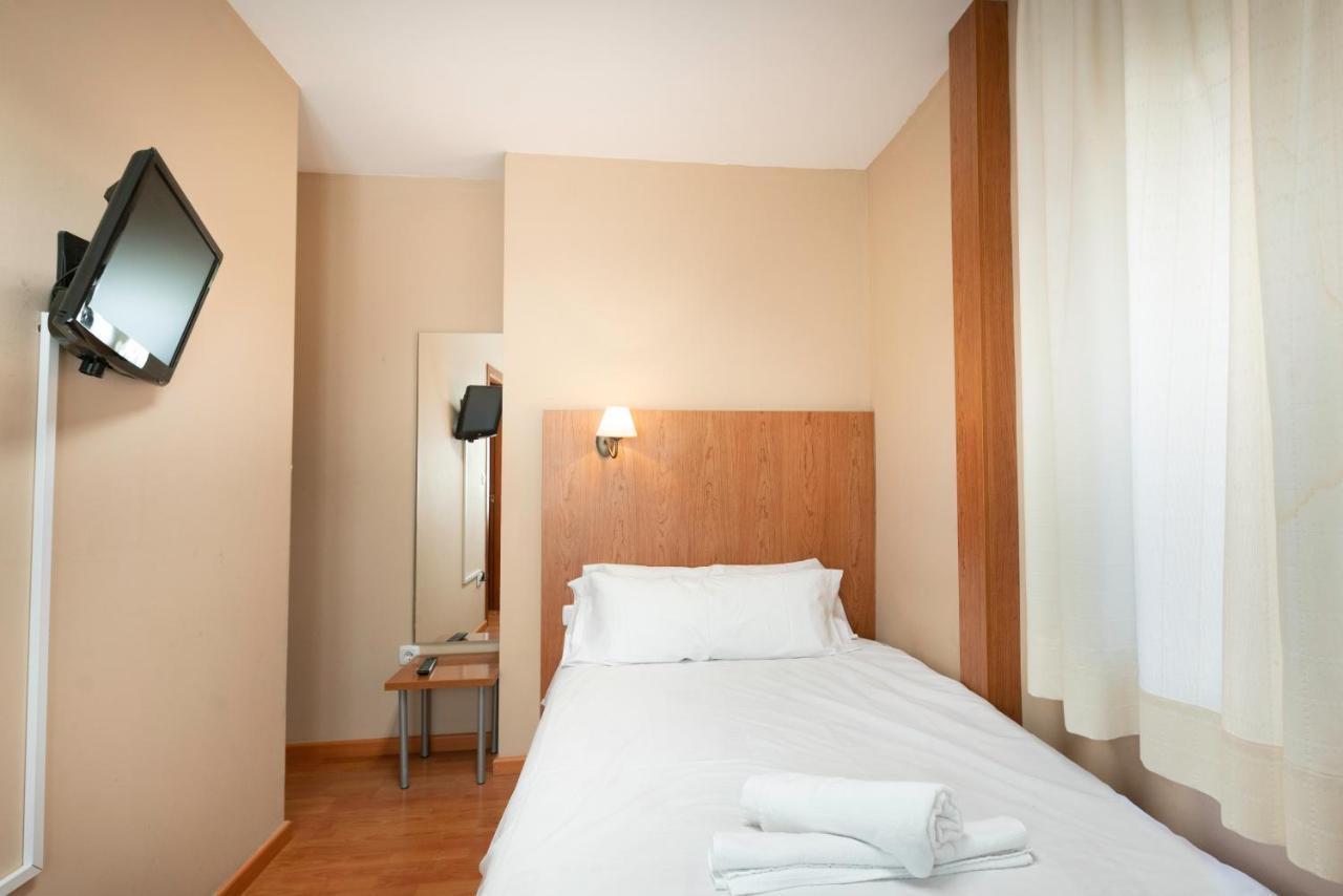 Ostello Residenza Zamora Esterno foto