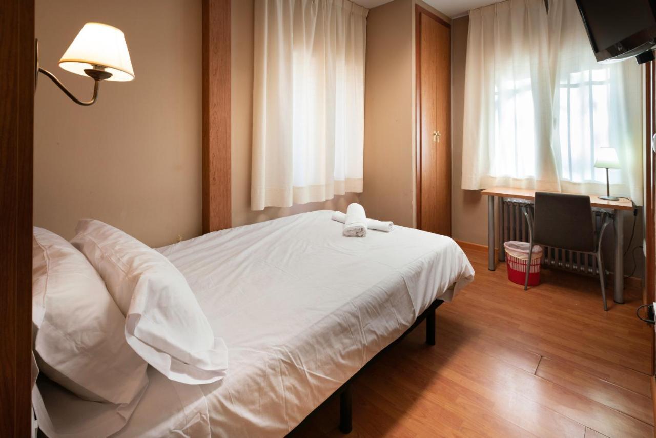 Ostello Residenza Zamora Esterno foto